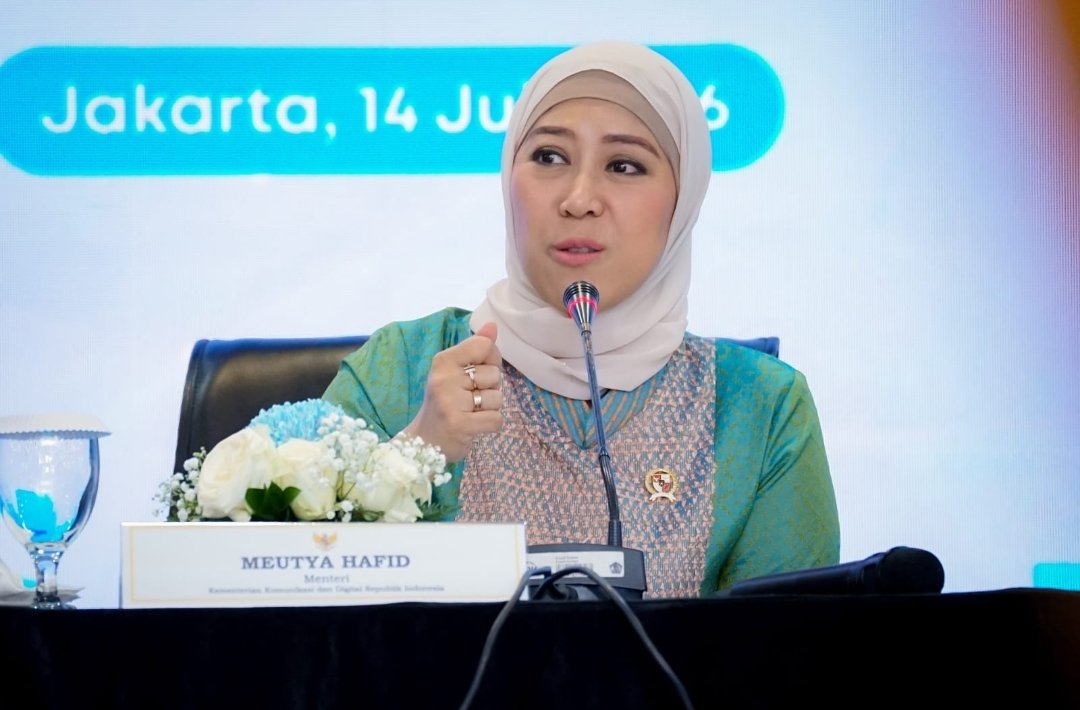 Image Source - infopublik.id - Tak Lagi Cukup Blokir Situs, Komdigi Perkuat Kolaborasi Putus Aliran Dana Judi Online - BeritaWire.com