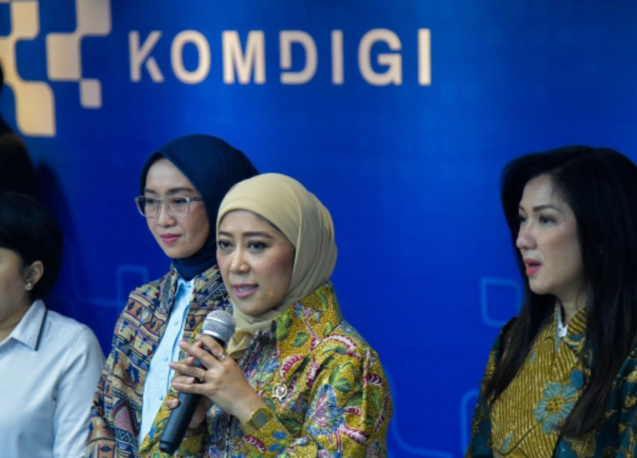 Marak Konten Hoaks Aksi Demo Jelang HUT RI, Menkomdigi Ajak Masyarakat dan Media Lawan Disinformasi