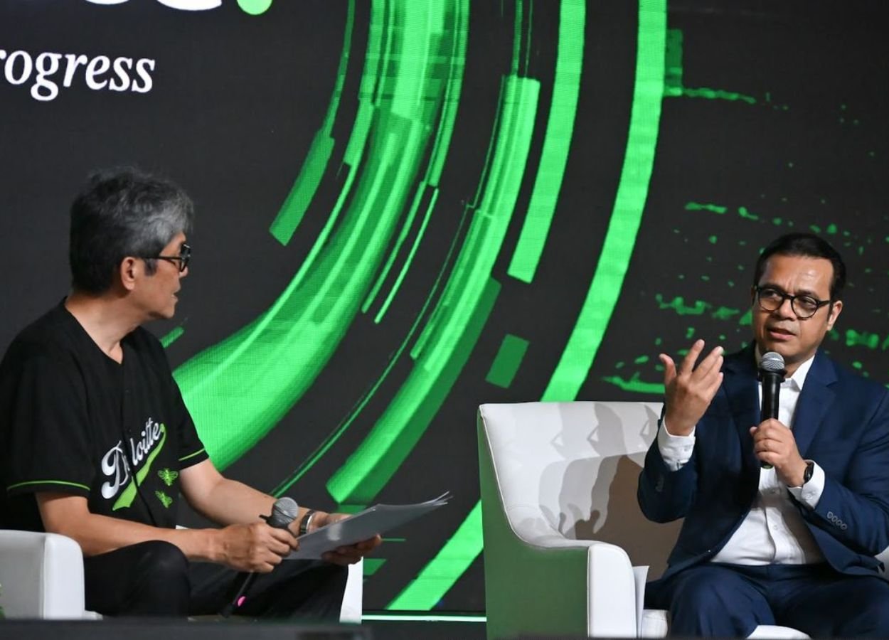 Wamen Nezar: Indonesia Tak Cukup Jadi Pasar AI, Harus Kuasai Titik Strategis